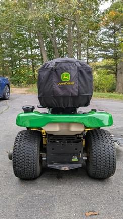 Image of John Deere X300 equipment image 3