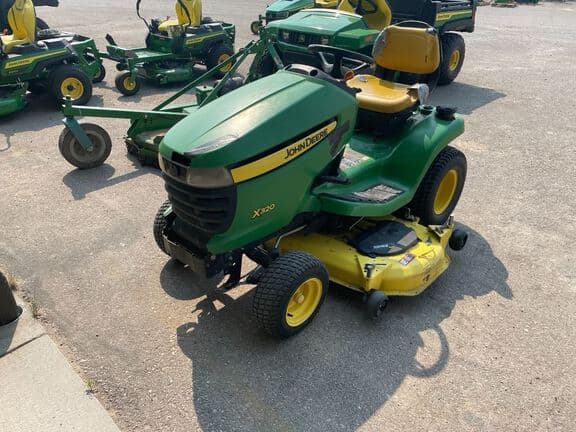 Image of John Deere X320 Primary image