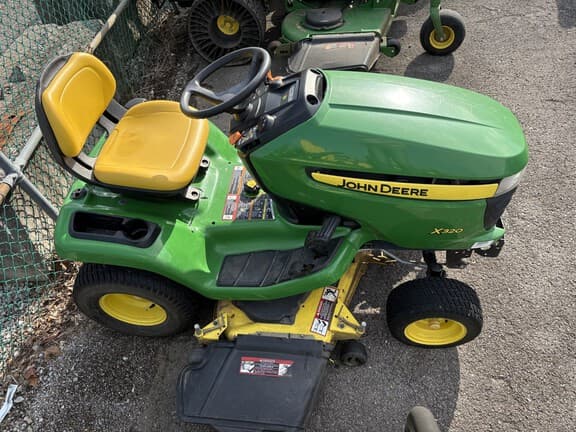 Image of John Deere X320 equipment image 4
