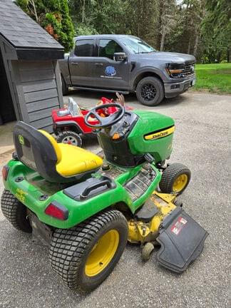 Image of John Deere X500 equipment image 2