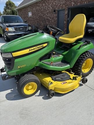 Image of John Deere X540 equipment image 1