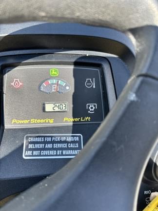 Image of John Deere X540 equipment image 3