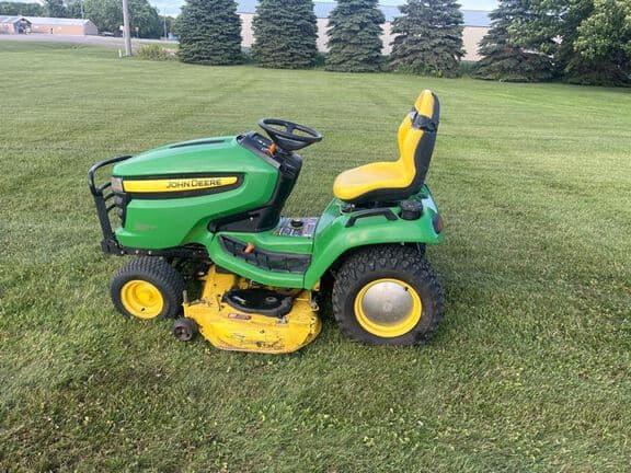 Image of John Deere X540 equipment image 1