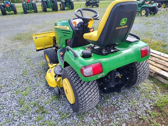 Image of John Deere X720 equipment image 3