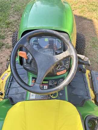 Image of John Deere X728 equipment image 3