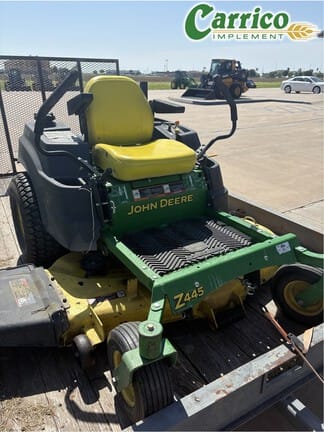 2012 John Deere Z445 Equipment Image0