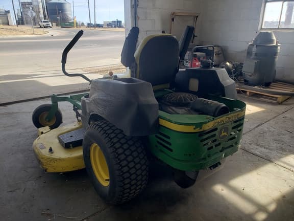 Image of John Deere Z465 equipment image 2