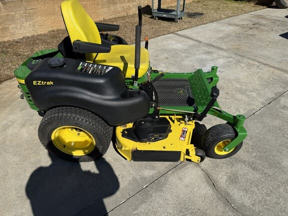 Image of John Deere Z655 equipment image 3