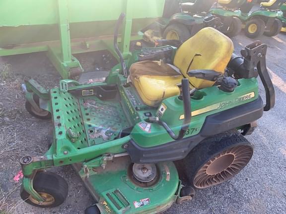 Image of John Deere Z925A equipment image 1