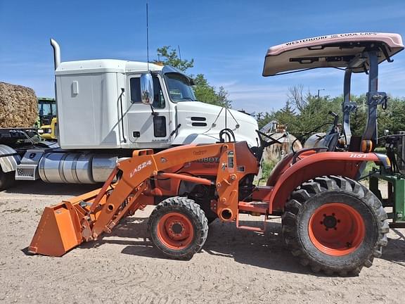 Image of Kubota L3800 Primary image