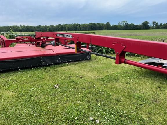 Image of Massey Ferguson 1375 Primary image
