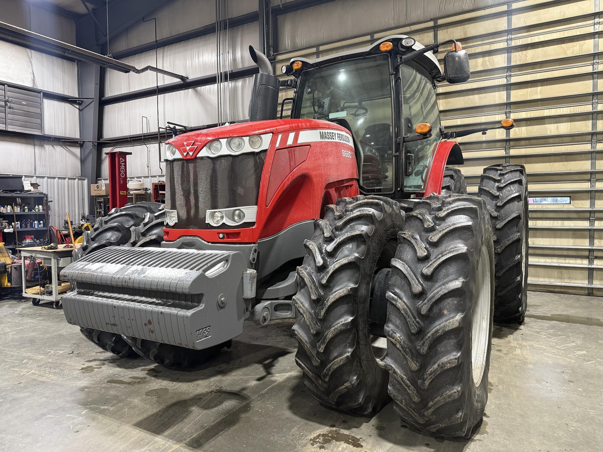 2012 Massey Ferguson 8660 Equipment Image0