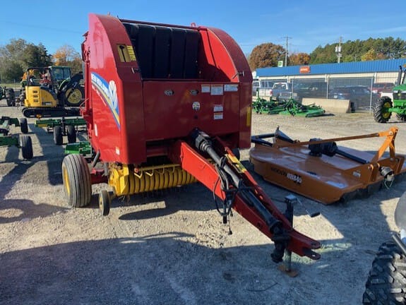 2012 New Holland RB450 Equipment Image0