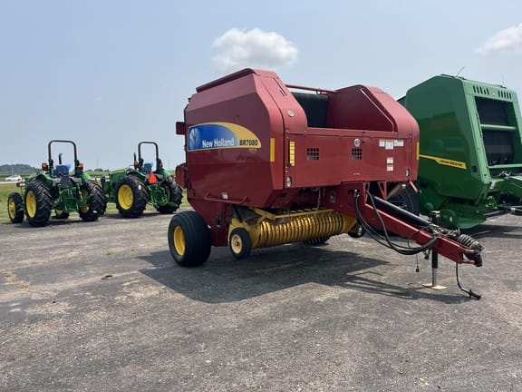 2012 New Holland BR7080 Equipment Image0