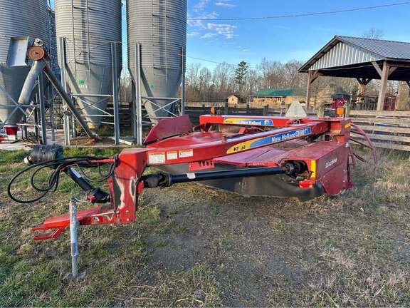2012 New Holland H7330 Equipment Image0