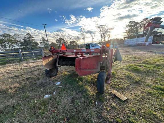 Image of New Holland H7330 equipment image 2