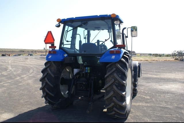 Image of New Holland T5070 equipment image 4