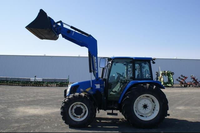 Image of New Holland T5070 equipment image 2