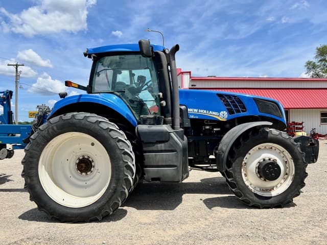 Image of New Holland T8.275 equipment image 1
