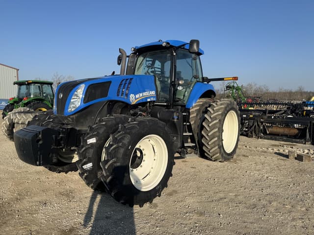 Image of New Holland T8.330 equipment image 1