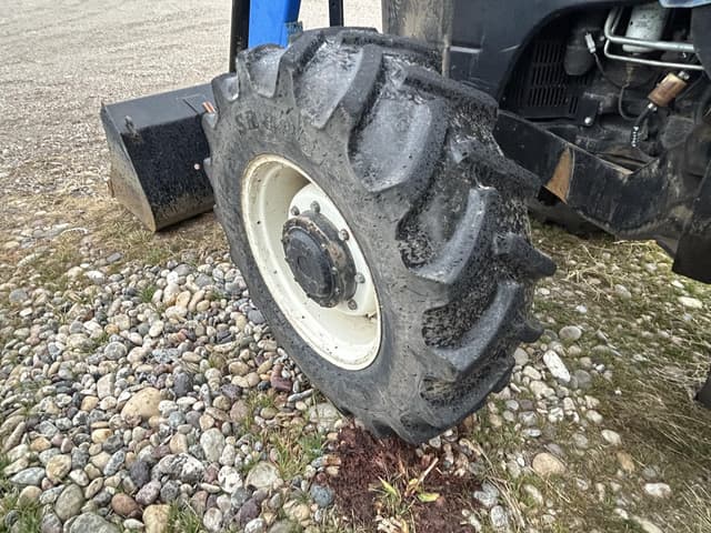Image of New Holland TD5050 equipment image 4