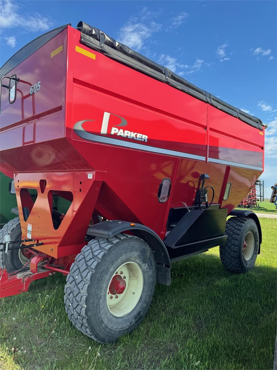 Image of Parker 605 Image 1