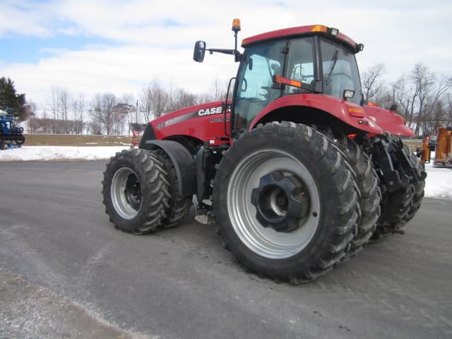 Image of Case IH Magnum 235 Primary image