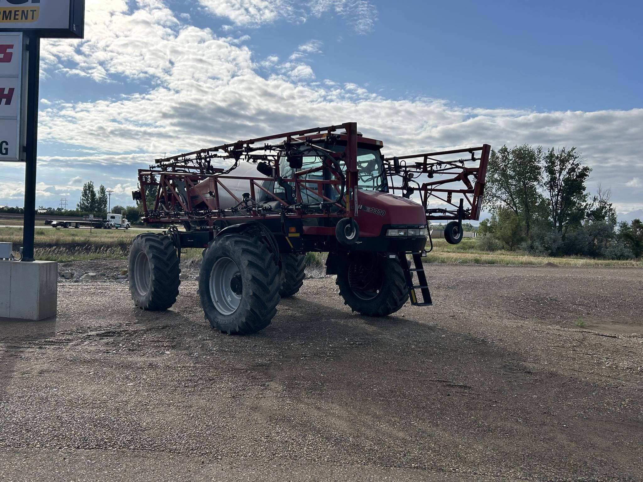 2013 Case IH 3330 Patriot Equipment Image0