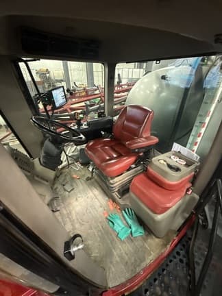 Image of Case IH Patriot 4430 equipment image 4
