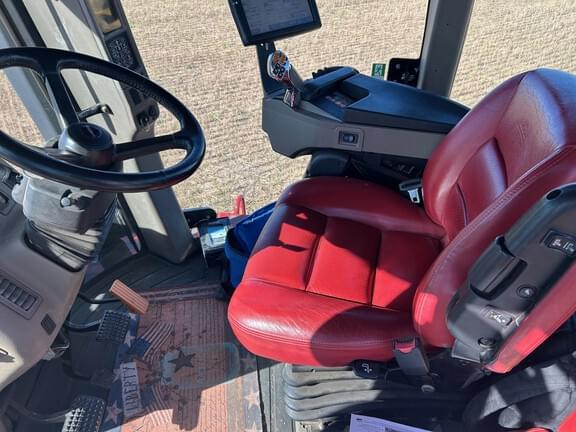 Image of Case IH Steiger 550 Quadtrac equipment image 1