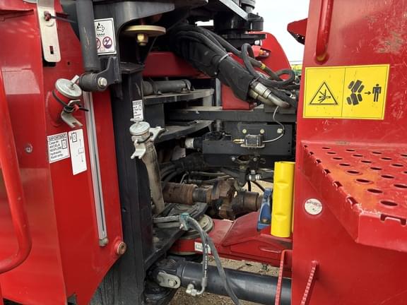 Image of Case IH Steiger 550 Quadtrac equipment image 2