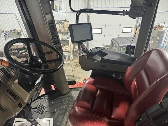 Image of Case IH Steiger 600 Quadtrac equipment image 4