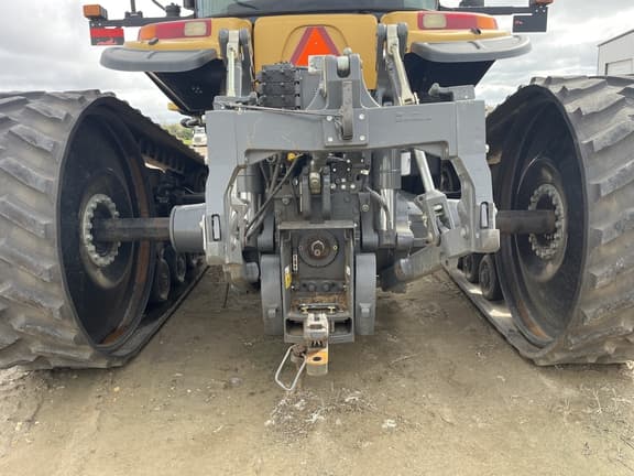 Image of Challenger MT765D equipment image 2