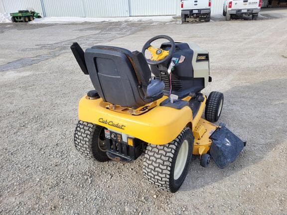 Image of Cub Cadet GTX 2100 equipment image 4