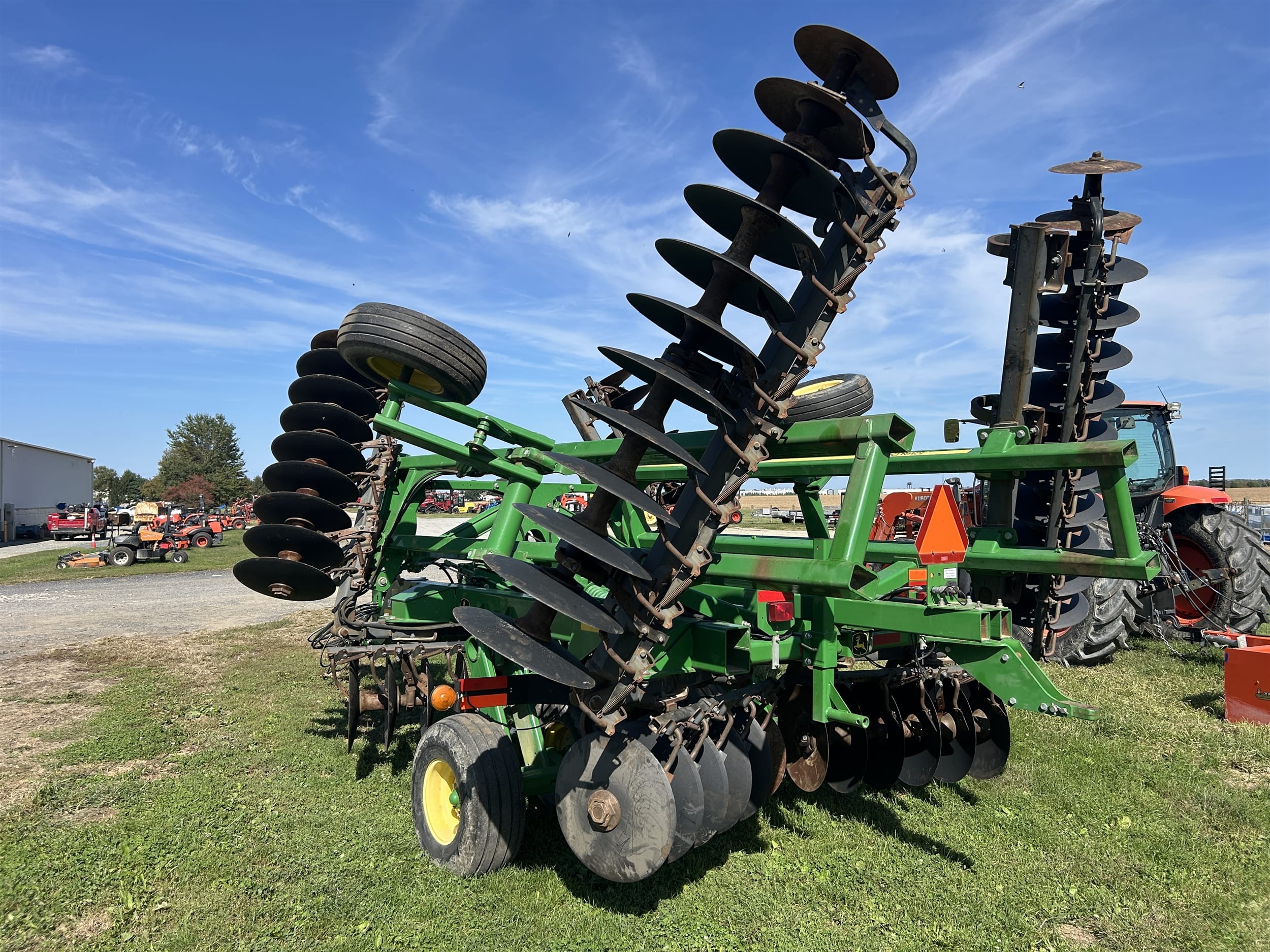 2013 John Deere 2623 Equipment Image0