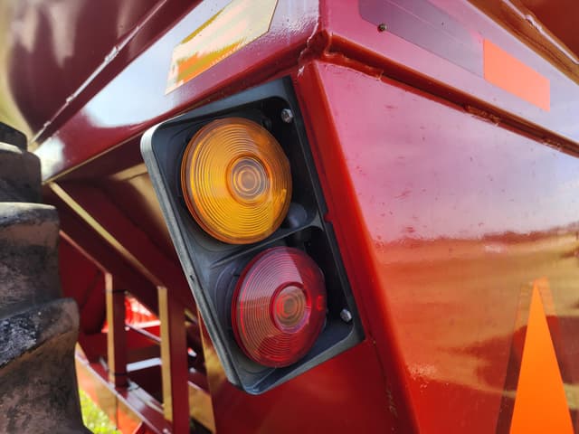 Image of E-Z Trail 510 equipment image 4