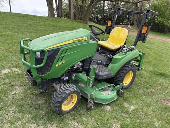 Image of John Deere 1023E Primary image