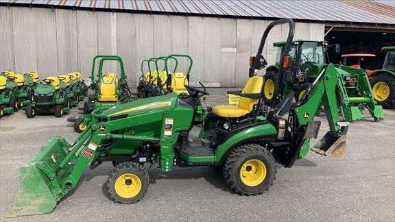 2013 John Deere 1025R Equipment Image0