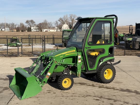 Image of John Deere 1025R equipment image 1