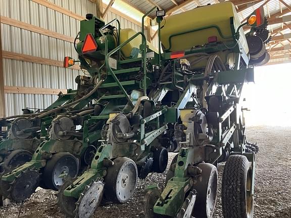 Image of John Deere 1790 Primary image