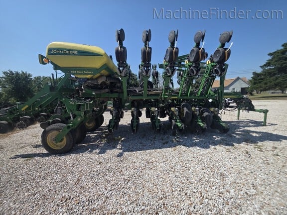 2013 John Deere 1790 Equipment Image0