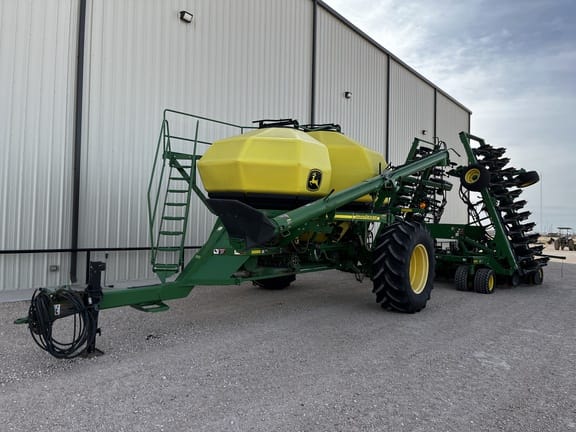 2013 John Deere 1890 Equipment Image0