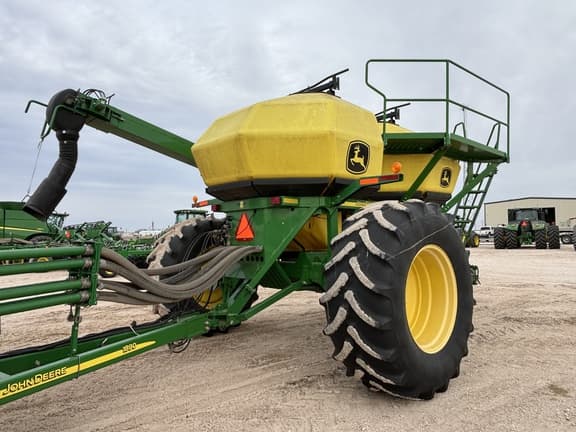 Image of John Deere 1890 equipment image 4