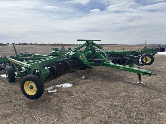 2013 John Deere 2623VT Equipment Image0