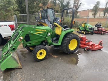 Main image John Deere 3032E