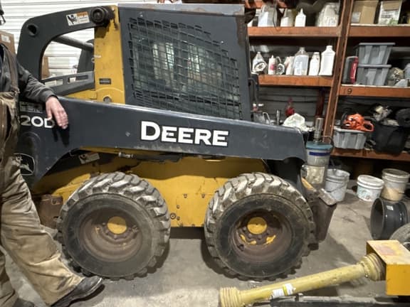 Image of John Deere 320D equipment image 2