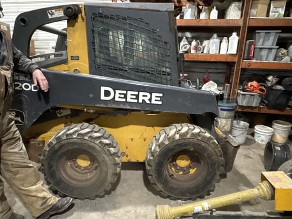 Image of John Deere 320D equipment image 1