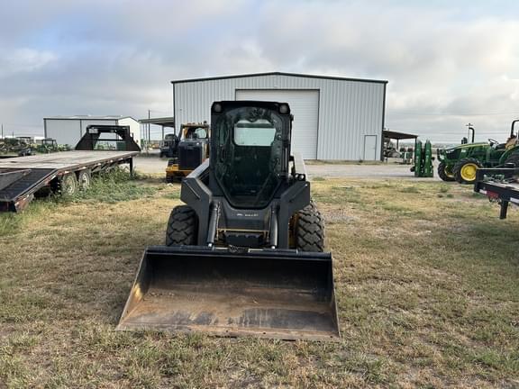 Image of John Deere 320D equipment image 1