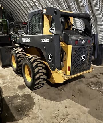 Image of John Deere 328D Image 1