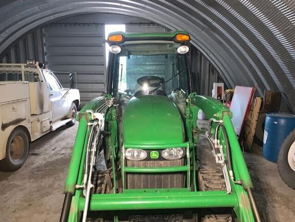 Image of John Deere 3320 equipment image 2